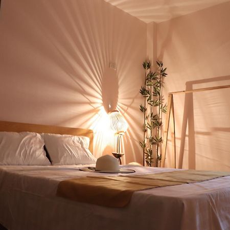 Hola Homestay Hanoi Luaran gambar