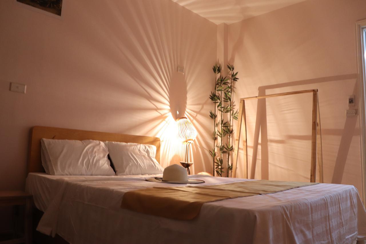 Hola Homestay Hanoi Luaran gambar