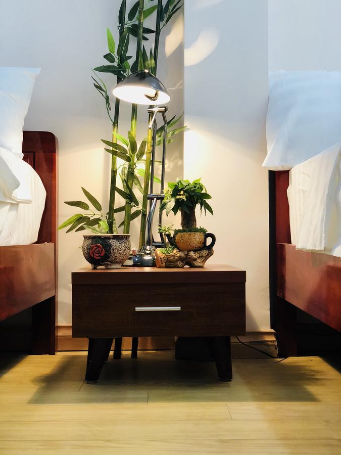 Hola Homestay Hanoi Luaran gambar