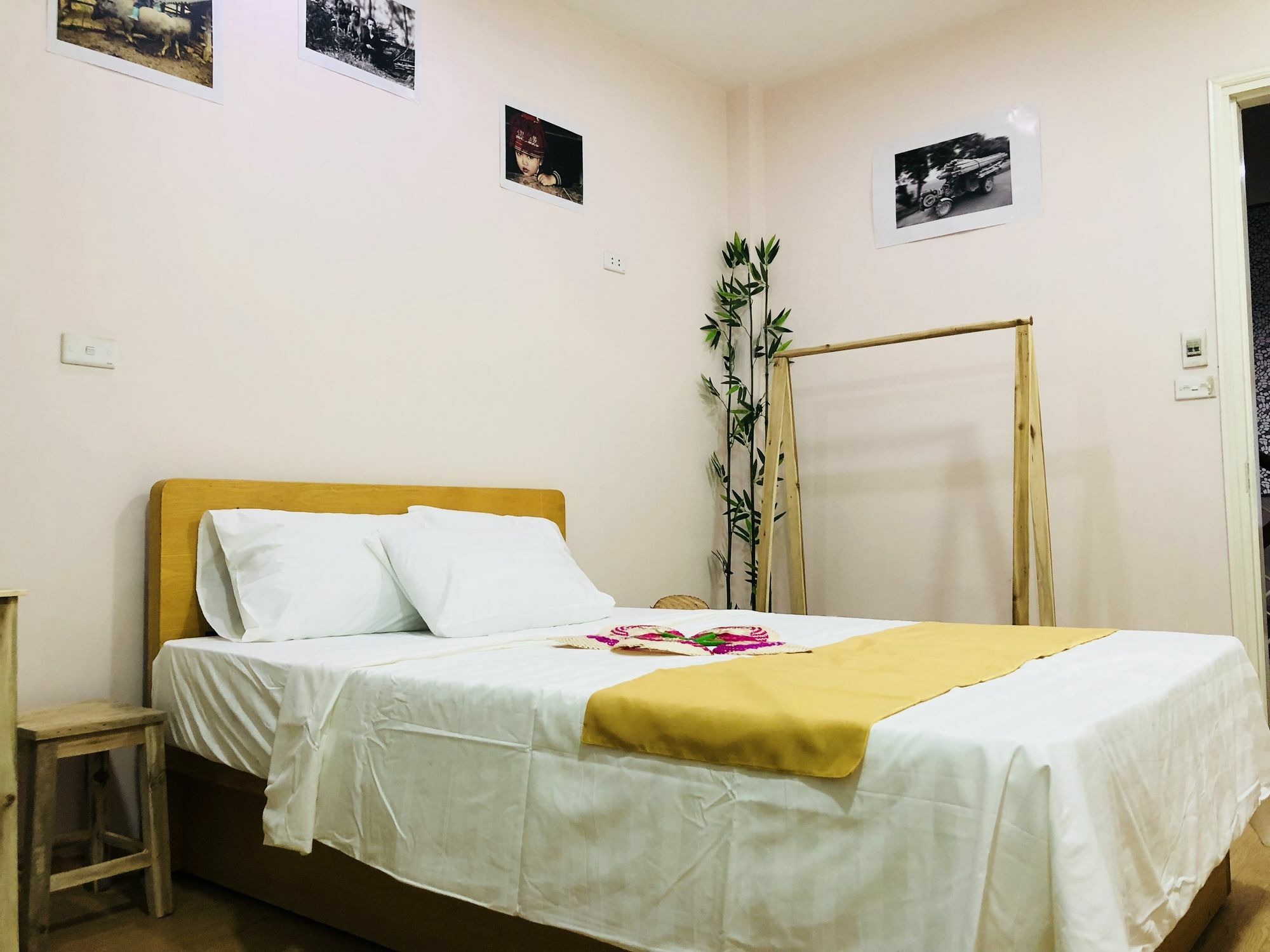 Hola Homestay Hanoi Luaran gambar